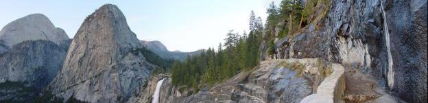 wide view of Sierra mountains around Yosemite